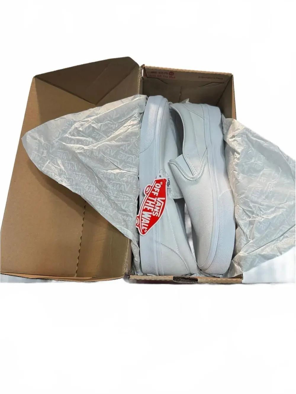 NIB Vans Classic Slip-On True White Canvas Sneakers Men’s 9 / Women’s 10.5